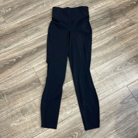 Lululemon Leggings Size 2 - Picture 1 of 6